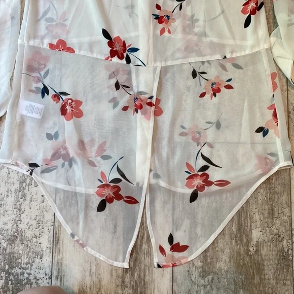 NEW | Candie’s Blouse - Picture 4 of 5